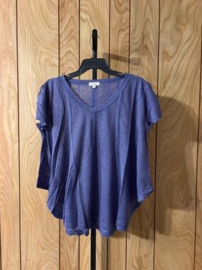Anniewear Heathered Blue Raw Edge Knit Top Size Medium Oversized Tee NWOT